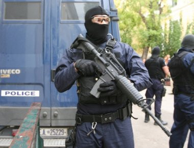 Ελληνικό: Επιχείρηση της Αντιτρομοκρατικής- Έφοδο σε σπίτι αναρχικών (φωτό)